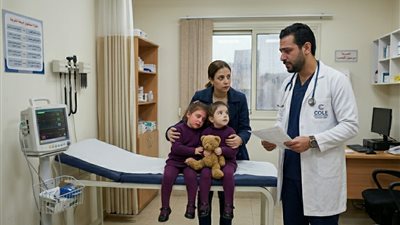 الملياردير الجراح قابل بناته التوأم 