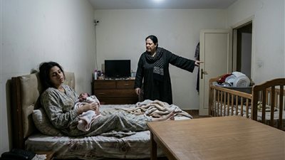 أمي بتقول إن مراتي كسوله ودايما بتعيط بقلم منال علي 